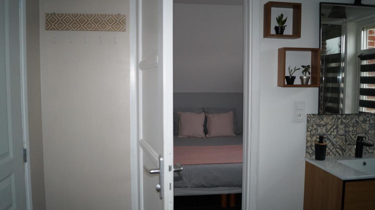 Sur La Route Des Monts Apartman Bailleul  Kültér fotó