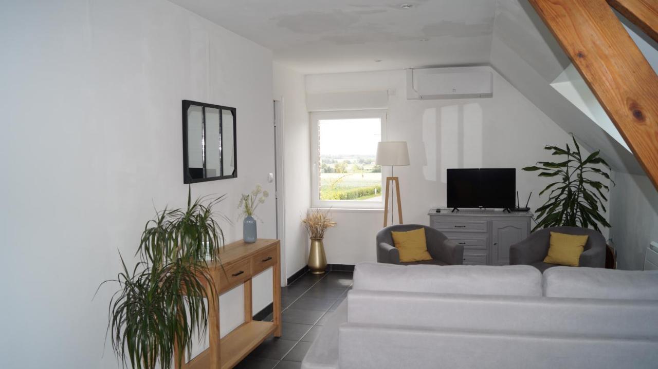 Sur La Route Des Monts Apartman Bailleul  Kültér fotó